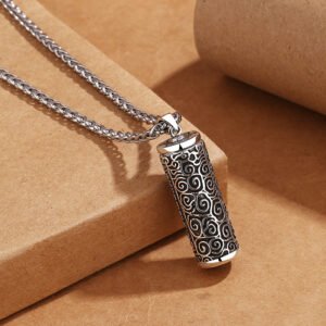 Buddha jewelry:The Six-Character Mantra and Shurangama Mantra hollow Gau box pendant necklace features a sacred Gau box adorned with revered mantras, masterfully blending spiritual symbolism with intricate craftsmanship. It serves as a wearable amulet for protection, blessings, and inner peace, making it both a meaningful spiritual tool and an elegant accessory.