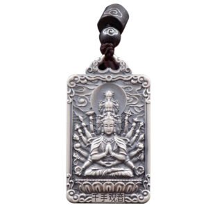 Buddha jewelry:The Chinese Zodiac Pure Silver Tag, 999 Fine Silver Pendant Necklace with Eight Great Guardian Deities and Birth Buddhas is a remarkable piece. Made of 999 fine silver, it features vivid zodiac tags and intricately carved deities and Buddhas. It combines cultural heritage and spiritual significance, making it a meaningful accessory and a precious gift.