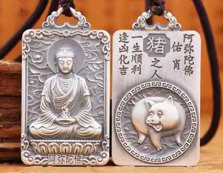 Buddhist necklaces are more than just pieces of jewelry. They are spiritual artifacts deeply rooted in Buddhist culture and philosophy. These necklaces often feature various Buddhist symbols, such as images of the Buddha, the Dharma wheel, the lotus flower, and other elements inspired by Buddhist teachings. They are worn by Buddhists as a sign of their faith, a reminder of the Buddha's teachings, and as a means to connect with the spiritual realm. Non - Buddhists may also be drawn to these necklaces for their aesthetic beauty and the positive energy they are believed to carry. However, it's crucial to understand the wearing taboos associated with them to show respect for the culture and religion.